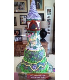 Rapunzel Tangled Cake